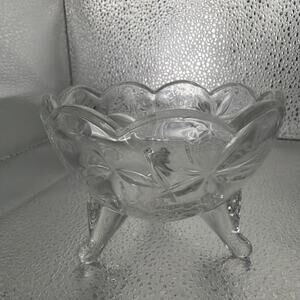 Vintage Crystal Candy Trinket Bowl With Star & Leaf Design